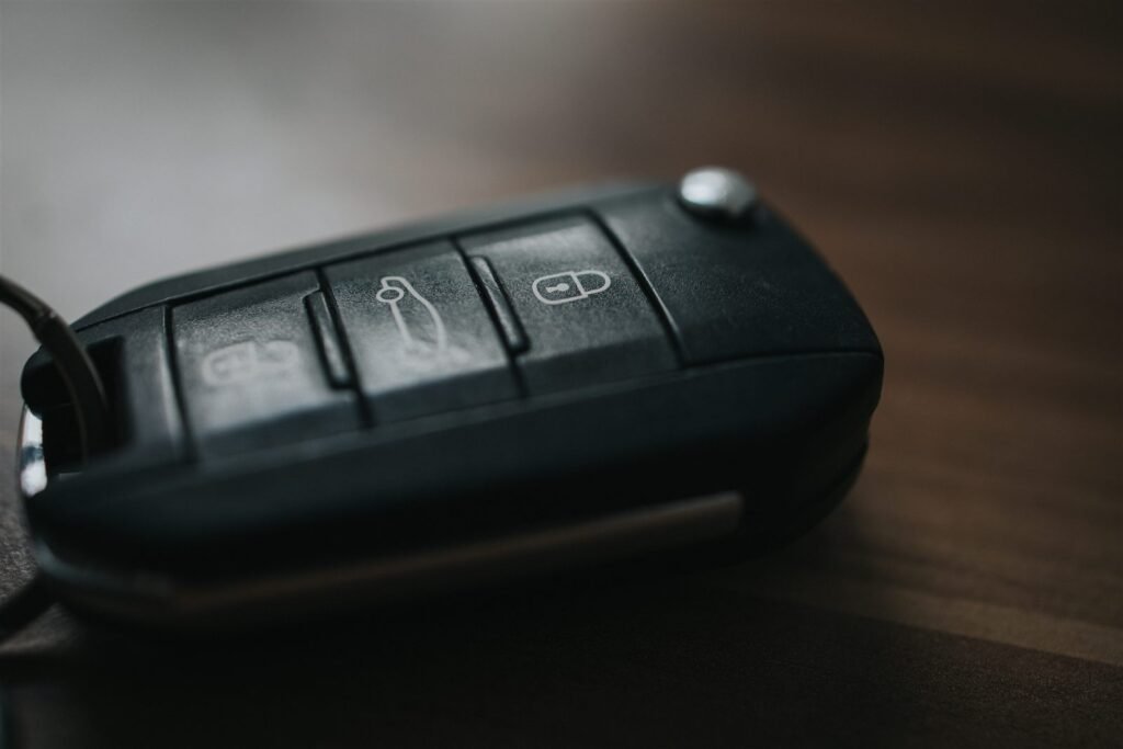 Changer la pile d'une clé de voiture : guide pratique